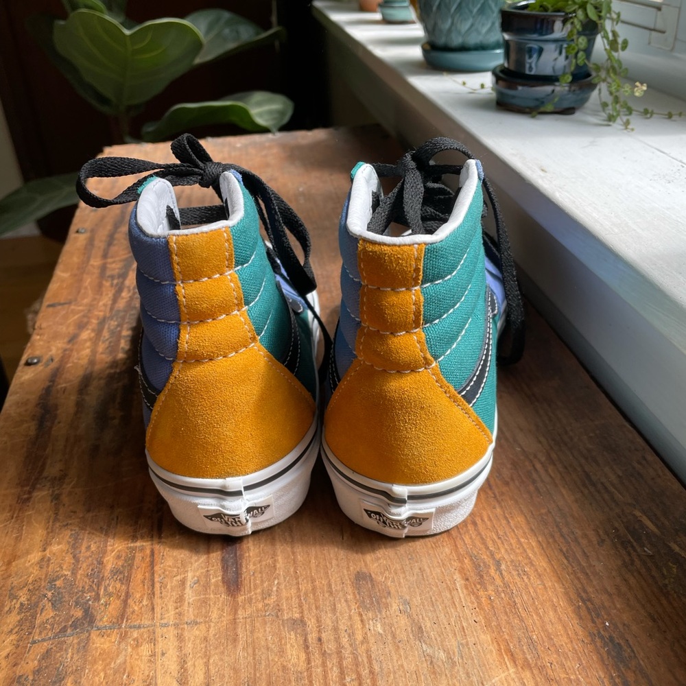 Vans Retro Court, Sk8-Hi, Multi Colored Shoes - Picture 4 of 6